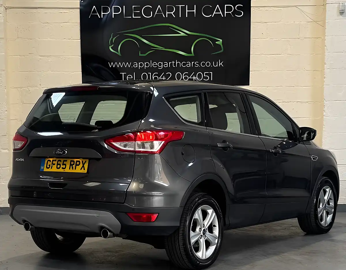 Used 2015 Ford Kuga Zetec Grey - Interior and Exterior details 3