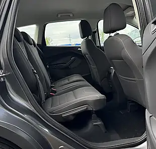 Used 2015 Ford Kuga Zetec Grey - Interior and Exterior details 12