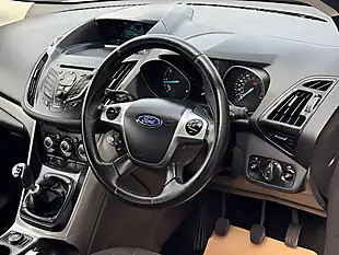 Used 2015 Ford Kuga Zetec Grey - Interior and Exterior details 14