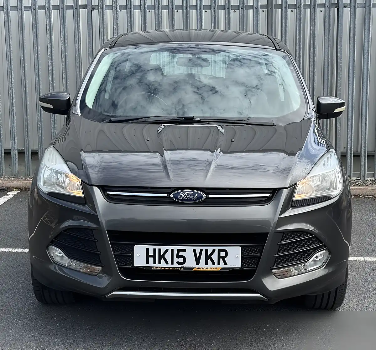 Used 2015 Ford Kuga Zetec Grey - Interior and Exterior details 3