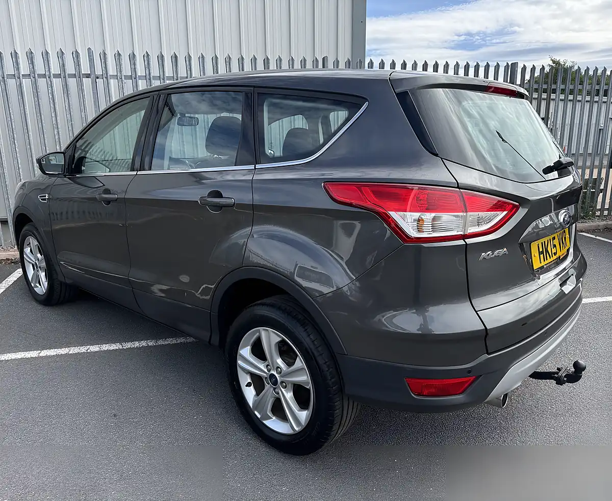 Used 2015 Ford Kuga Zetec Grey - Interior and Exterior details 4