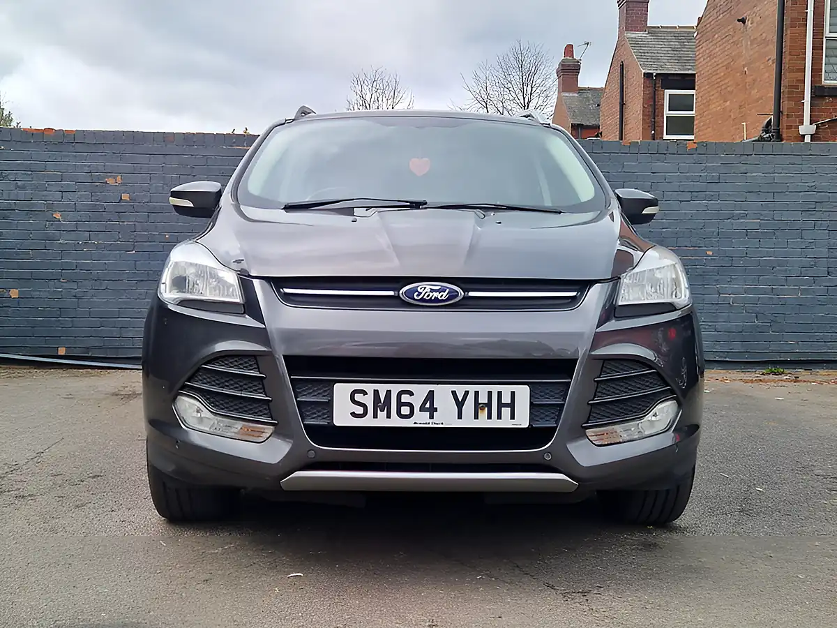 Used 2015 Ford Kuga Zetec Grey - Interior and Exterior details 11