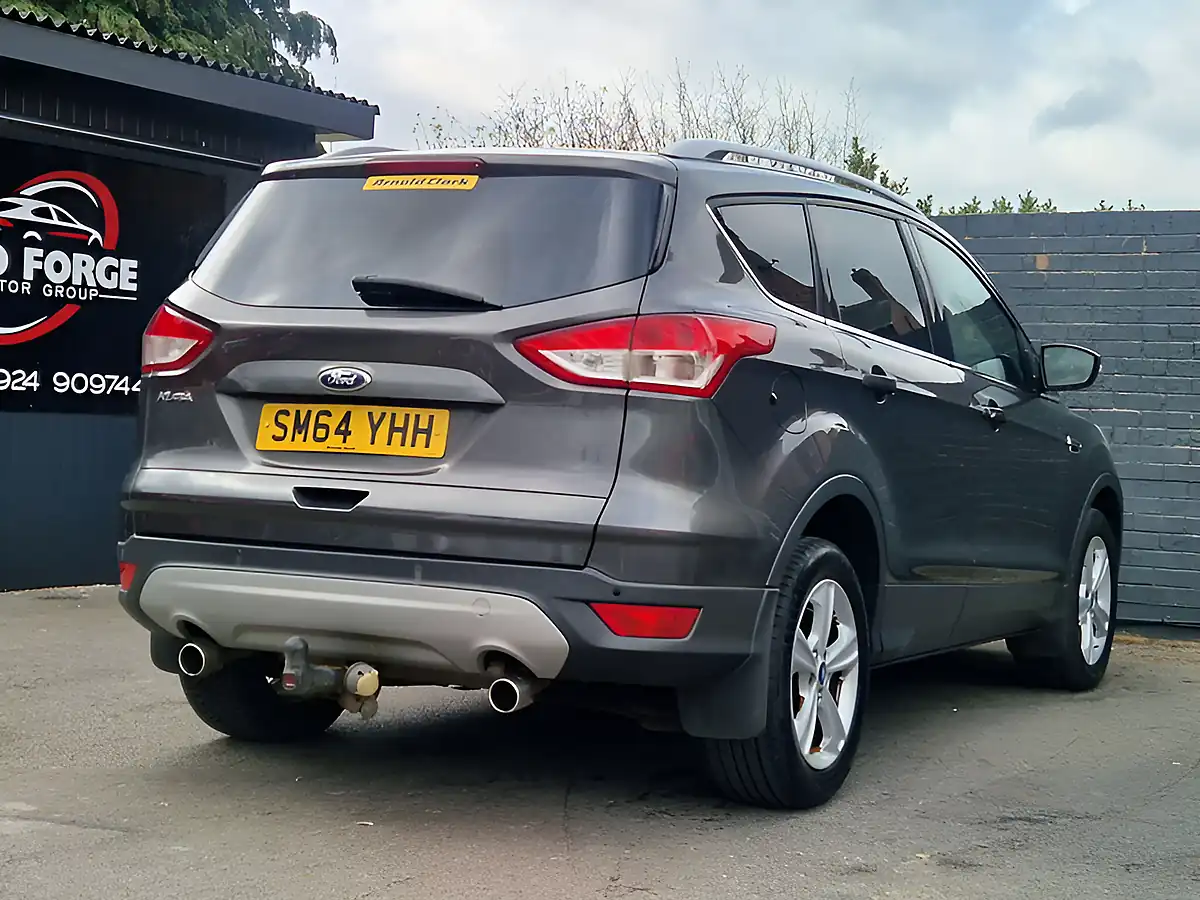 Used 2015 Ford Kuga Zetec Grey - Interior and Exterior details 13