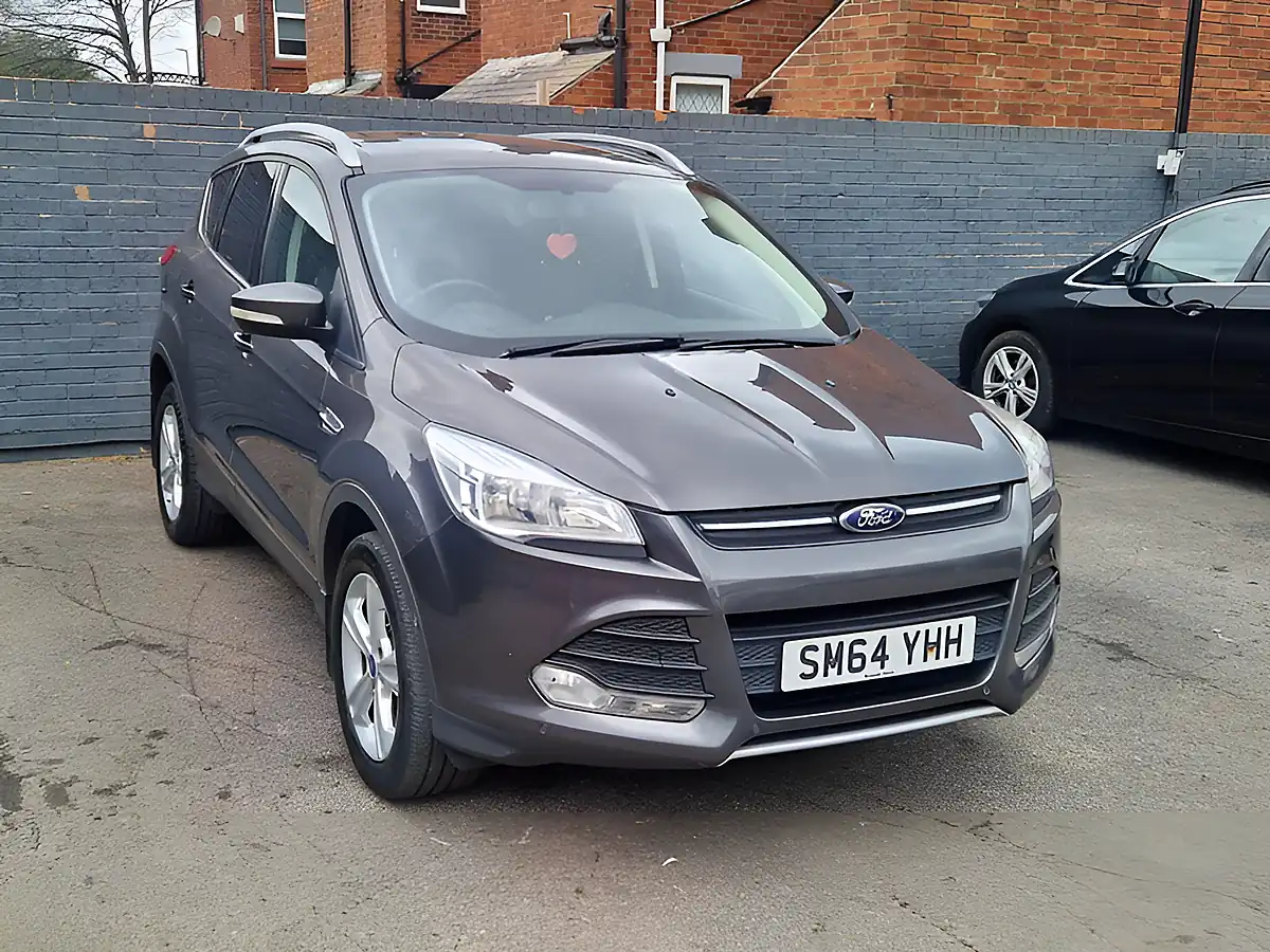 Used 2015 Ford Kuga Zetec Grey - Interior and Exterior details 3