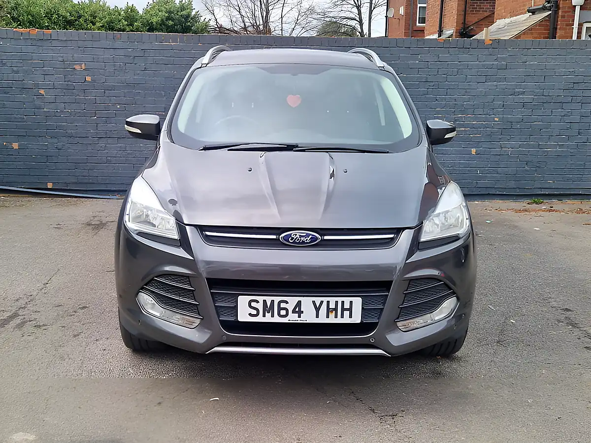 Used 2015 Ford Kuga Zetec Grey - Interior and Exterior details 4