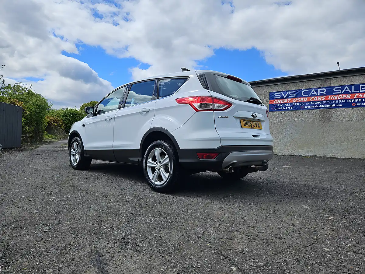 Used 2015 Ford Kuga Zetec White - Interior and Exterior details 12