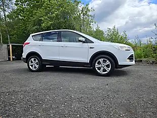Used 2015 Ford Kuga Zetec White - Interior and Exterior details 7