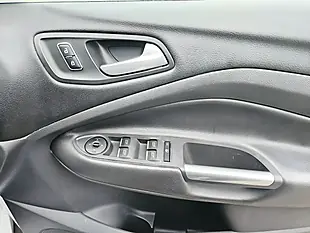 Used 2015 Ford Kuga Zetec White - Interior and Exterior details 15