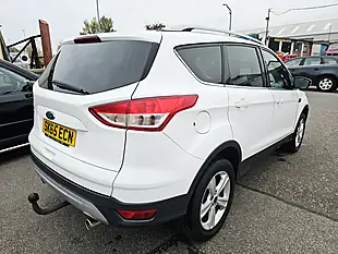 Used 2015 Ford Kuga Zetec White - Interior and Exterior details 3
