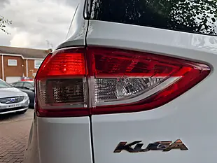 Used 2015 Ford Kuga Zetec White - Interior and Exterior details 18