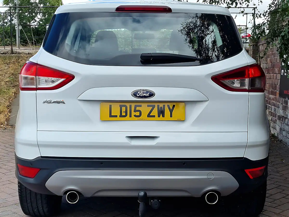 Used 2015 Ford Kuga Zetec White - Interior and Exterior details 4