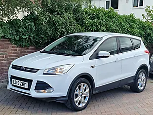 Used 2015 Ford Kuga Zetec White - Interior and Exterior details 5