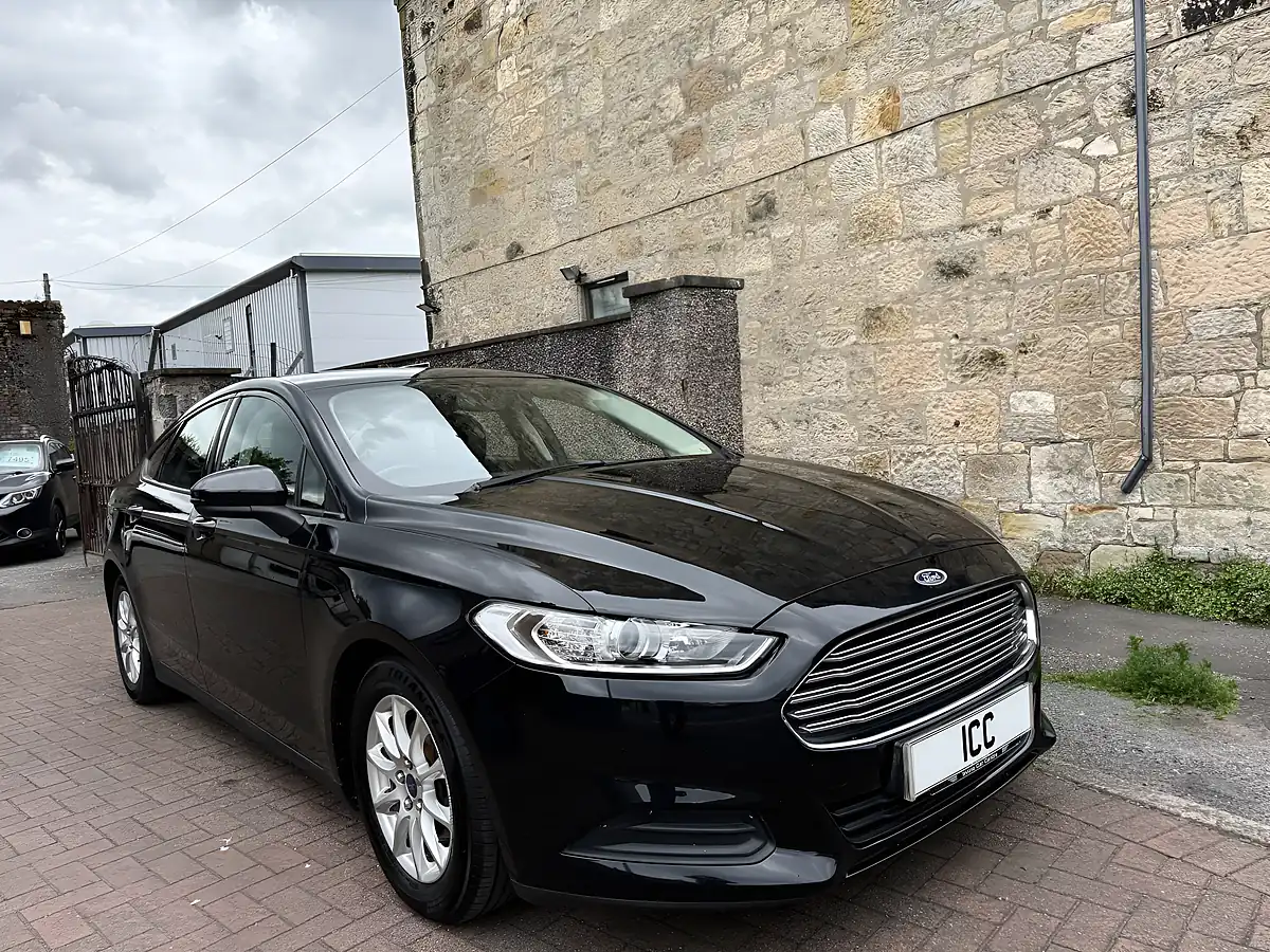 Used 2015 Ford Mondeo Econetic Style Black - Interior and Exterior details 17