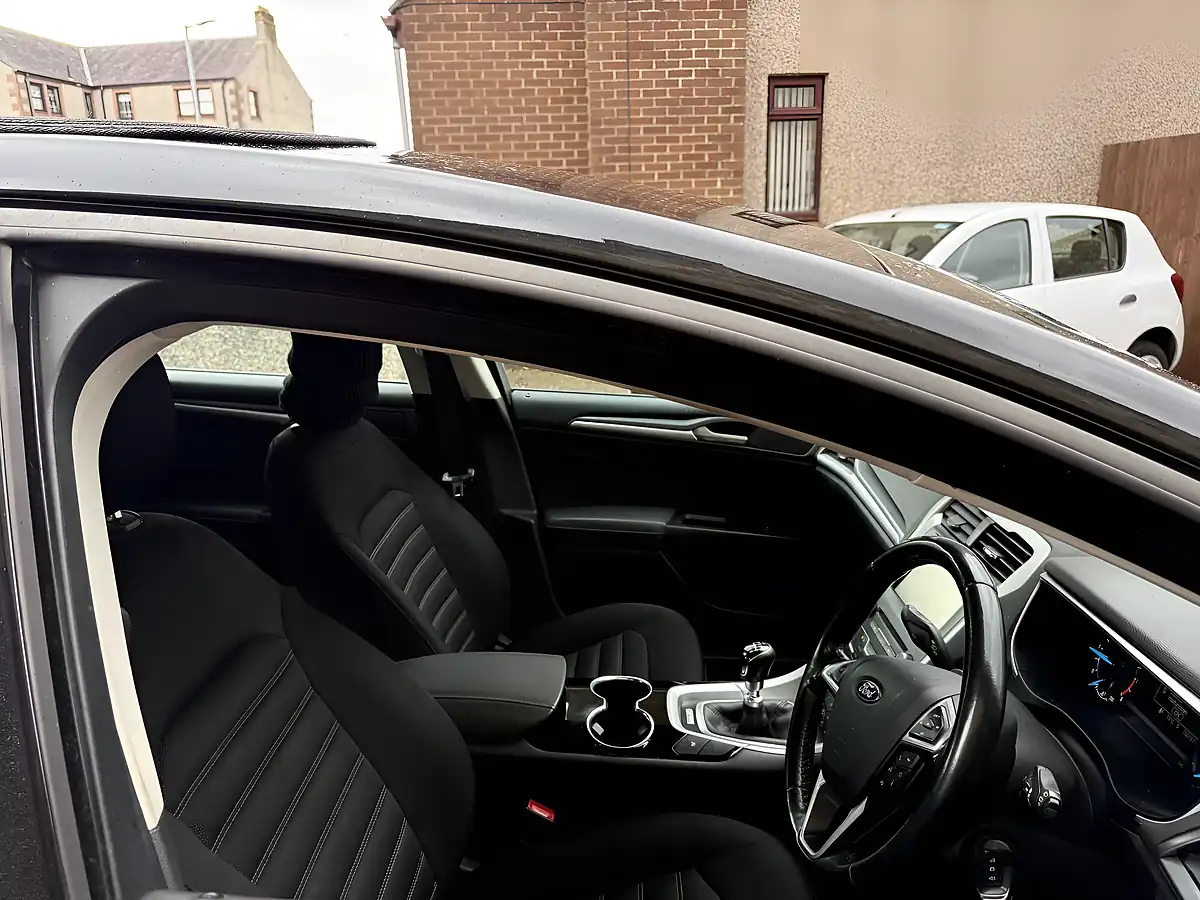 Used 2015 Ford Mondeo Econetic Style Black - Interior and Exterior details 6
