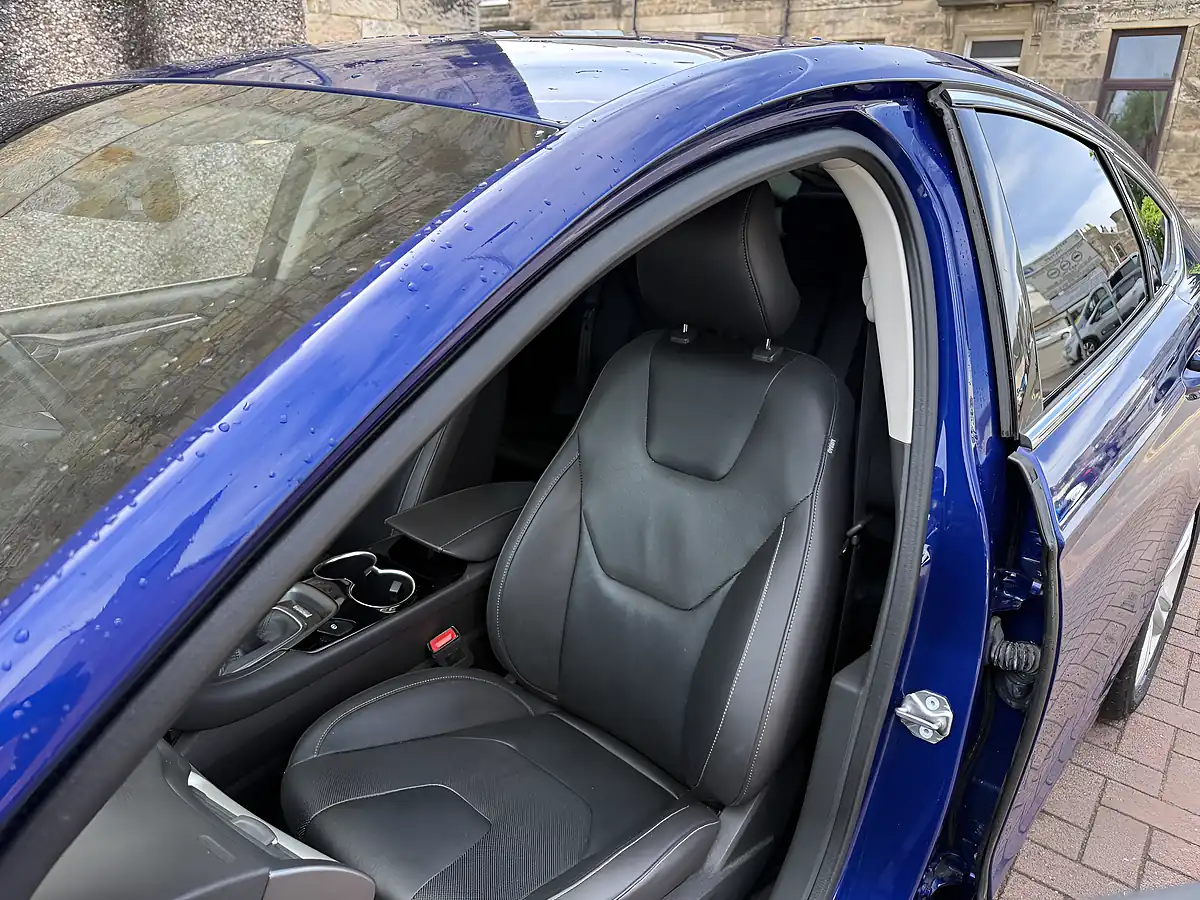 Used 2015 Ford Mondeo Titanium Blue - Interior and Exterior details 10