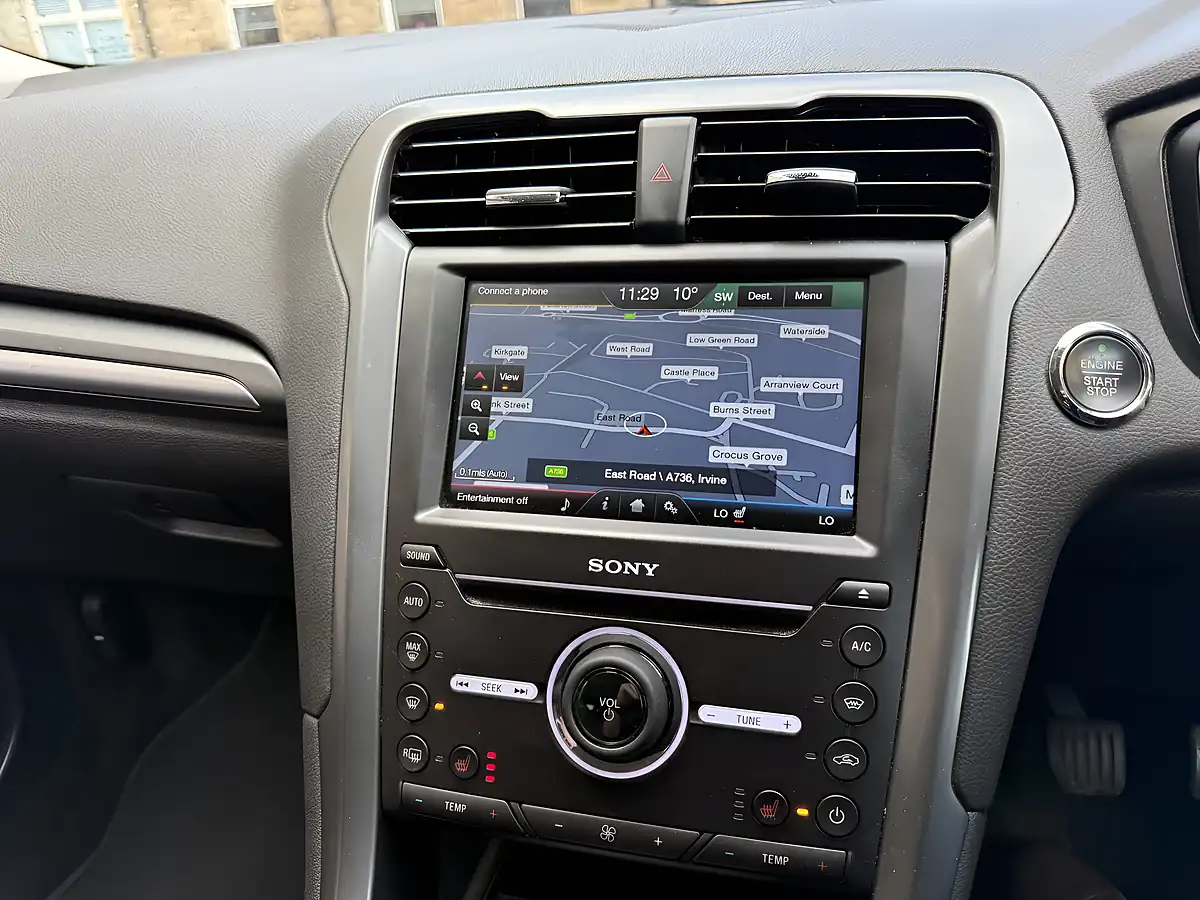 Used 2015 Ford Mondeo Titanium Blue - Interior and Exterior details 8