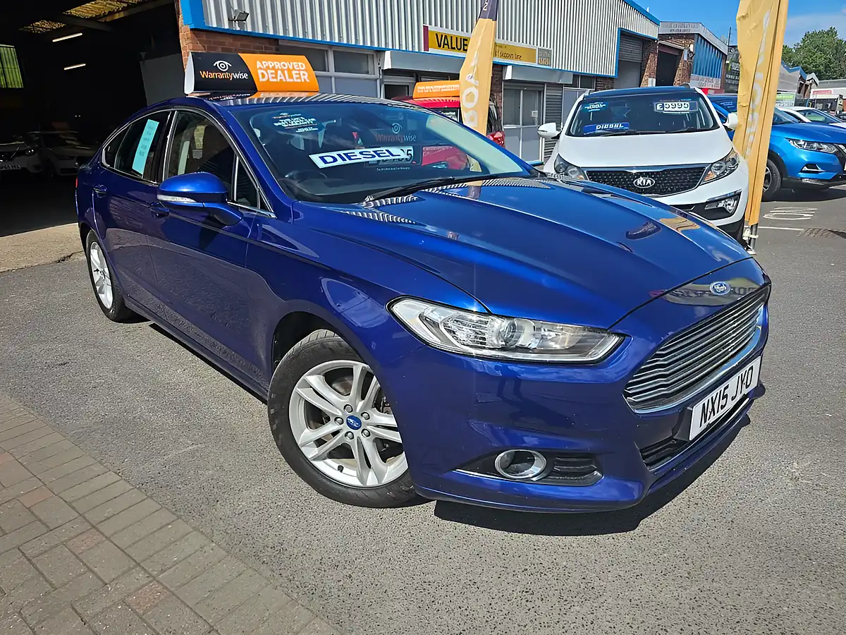 Used 2015 Ford Mondeo Titanium Blue - Front View