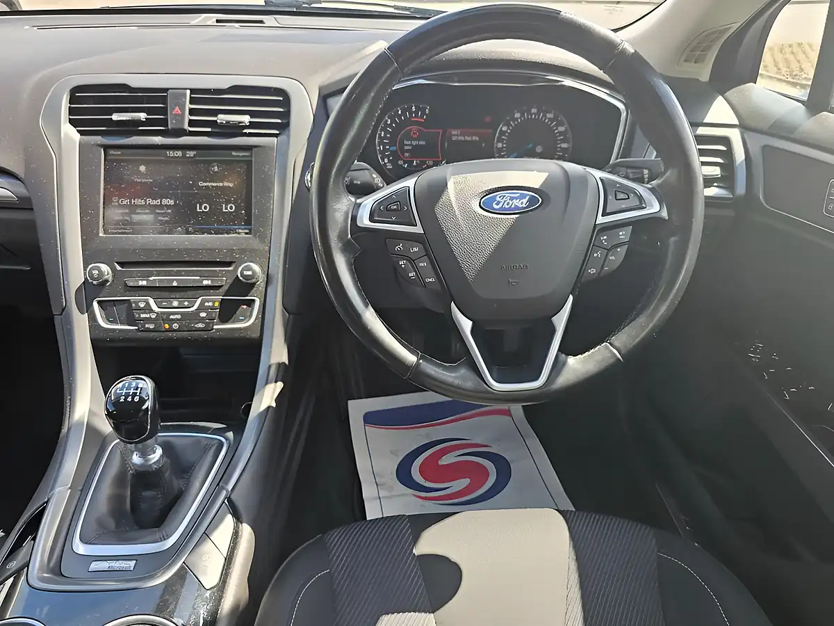 Used 2015 Ford Mondeo Titanium Blue - Interior and Exterior details 12