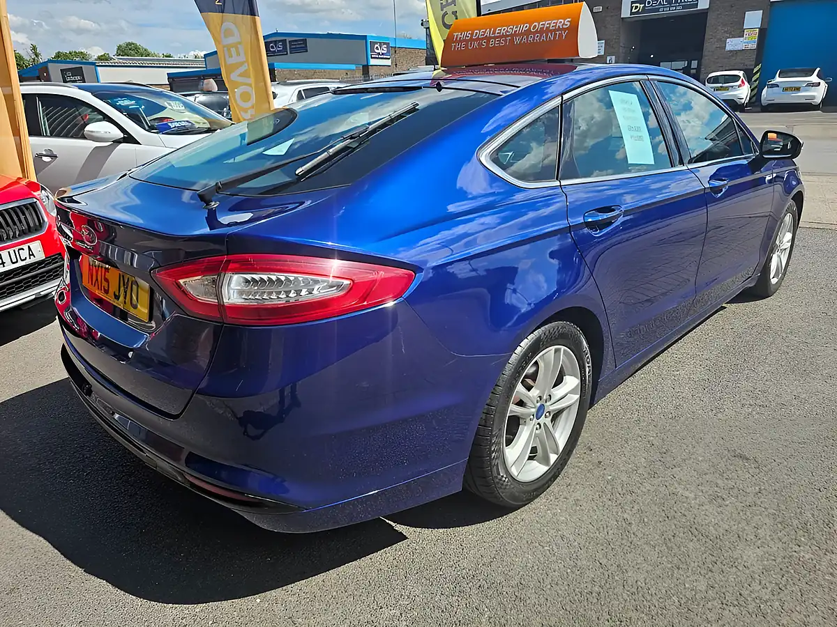 Used 2015 Ford Mondeo Titanium Blue - Interior and Exterior details 4