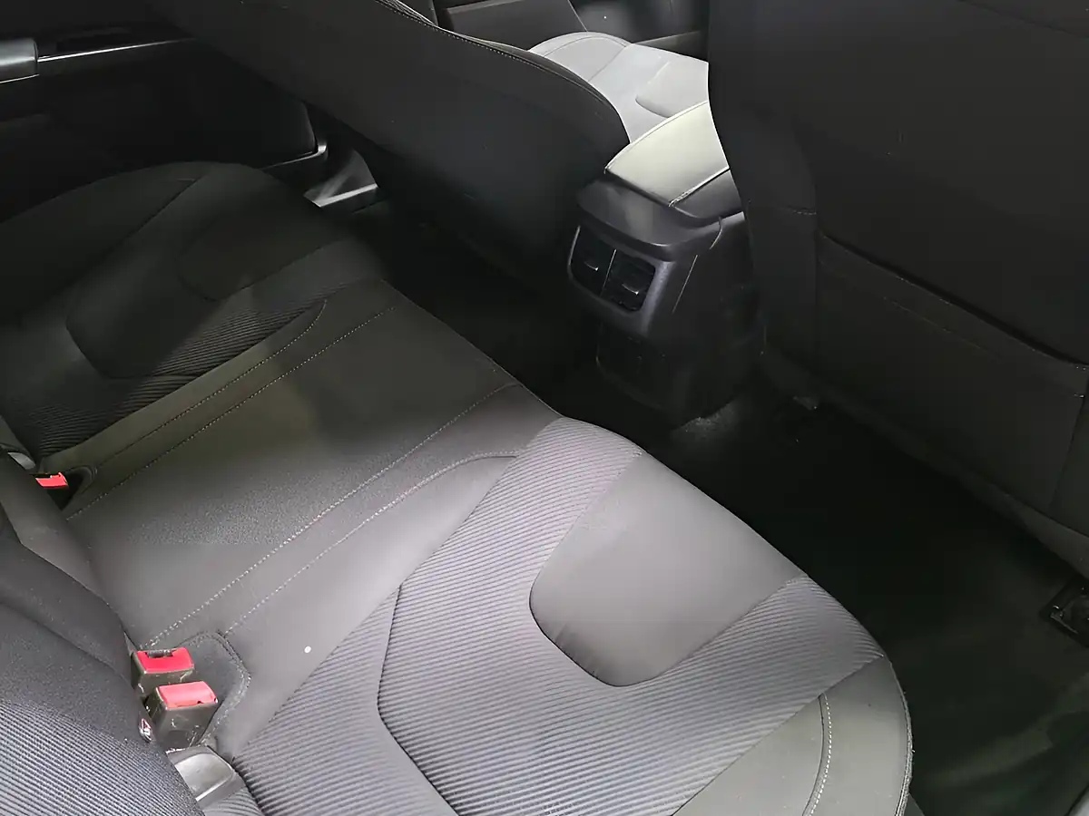 Used 2015 Ford Mondeo Titanium Blue - Interior and Exterior details 13