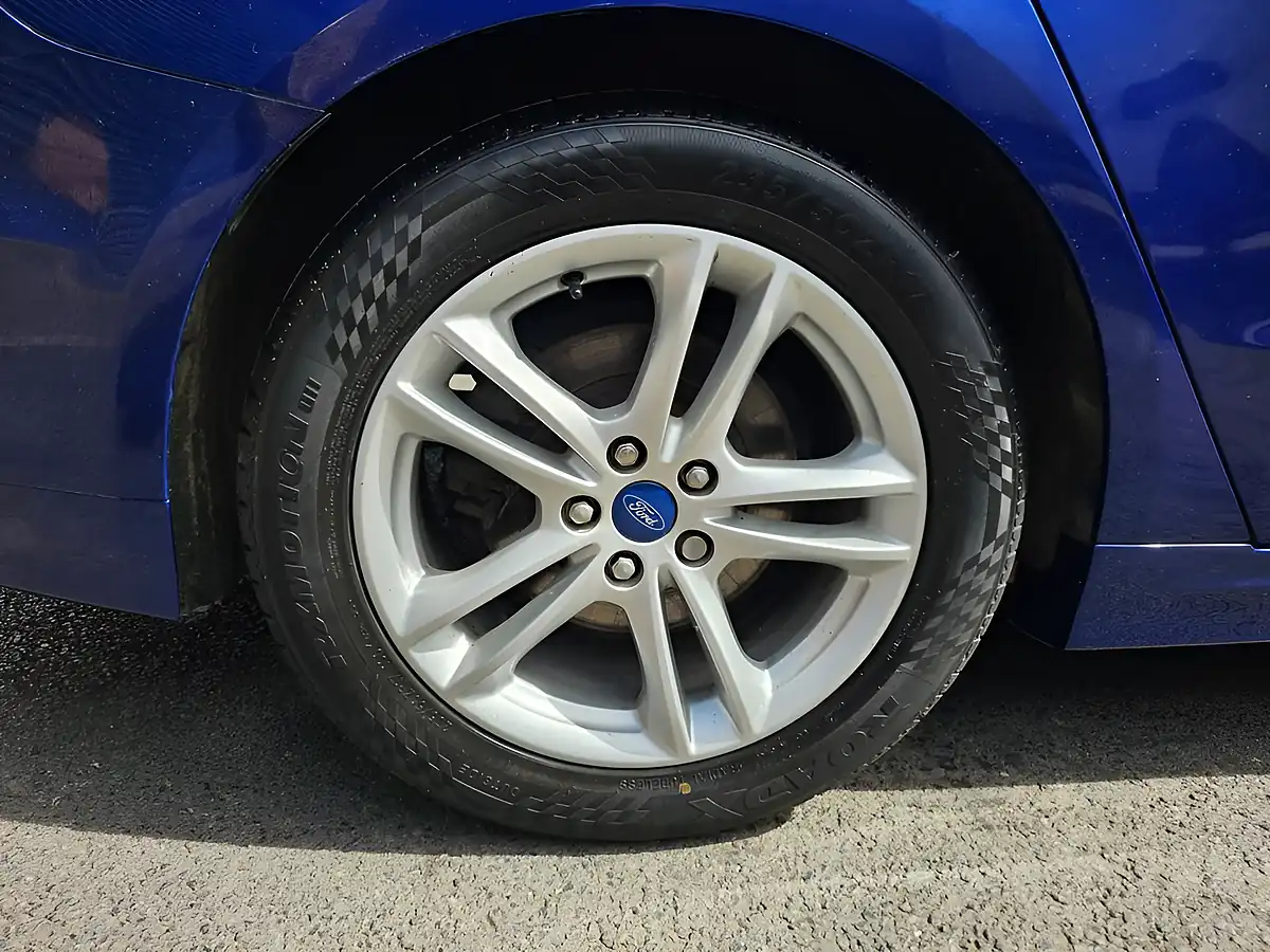Used 2015 Ford Mondeo Titanium Blue - Interior and Exterior details 17