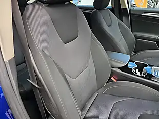 Used 2015 Ford Mondeo Titanium Blue - Interior and Exterior details 7