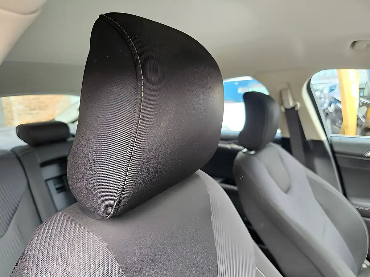 Used 2015 Ford Mondeo Titanium Blue - Interior and Exterior details 8