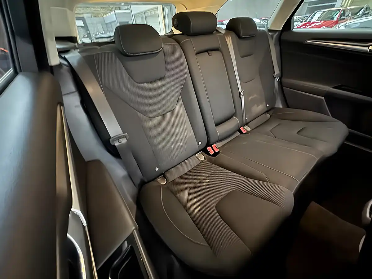 Used 2015 Ford Mondeo Titanium Magnetic Grey - Interior and Exterior details 9