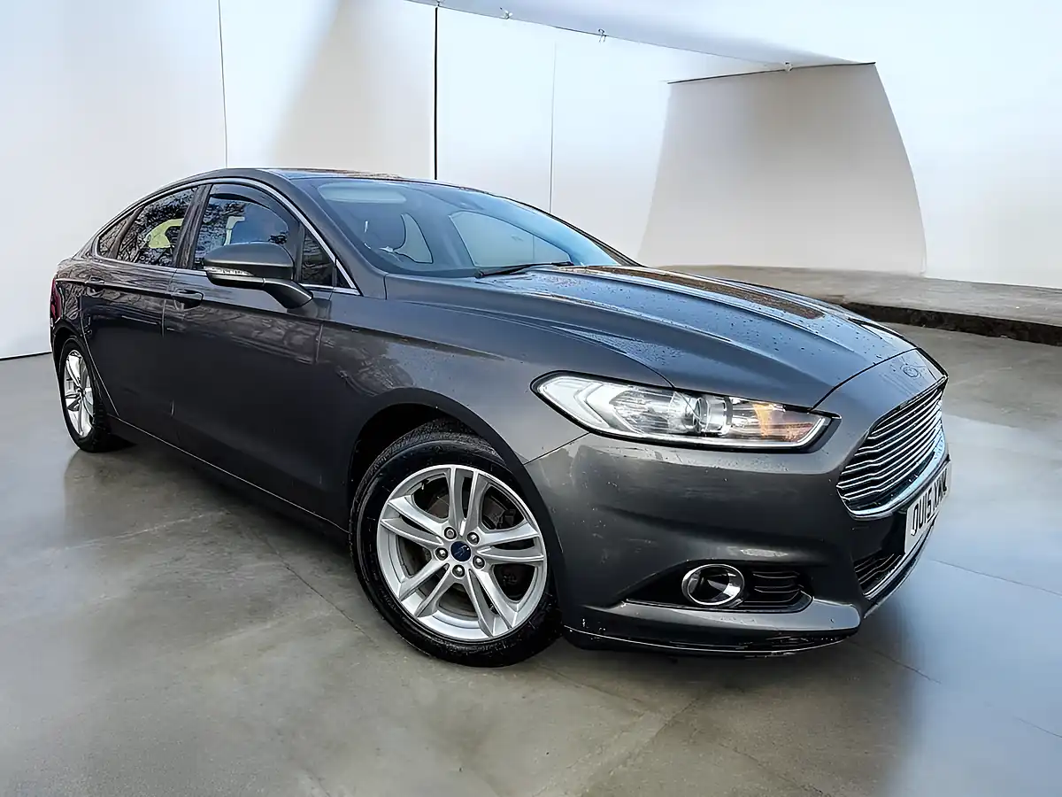 Used 2015 Ford Mondeo Titanium Moondust Silver - Interior and Exterior details 2