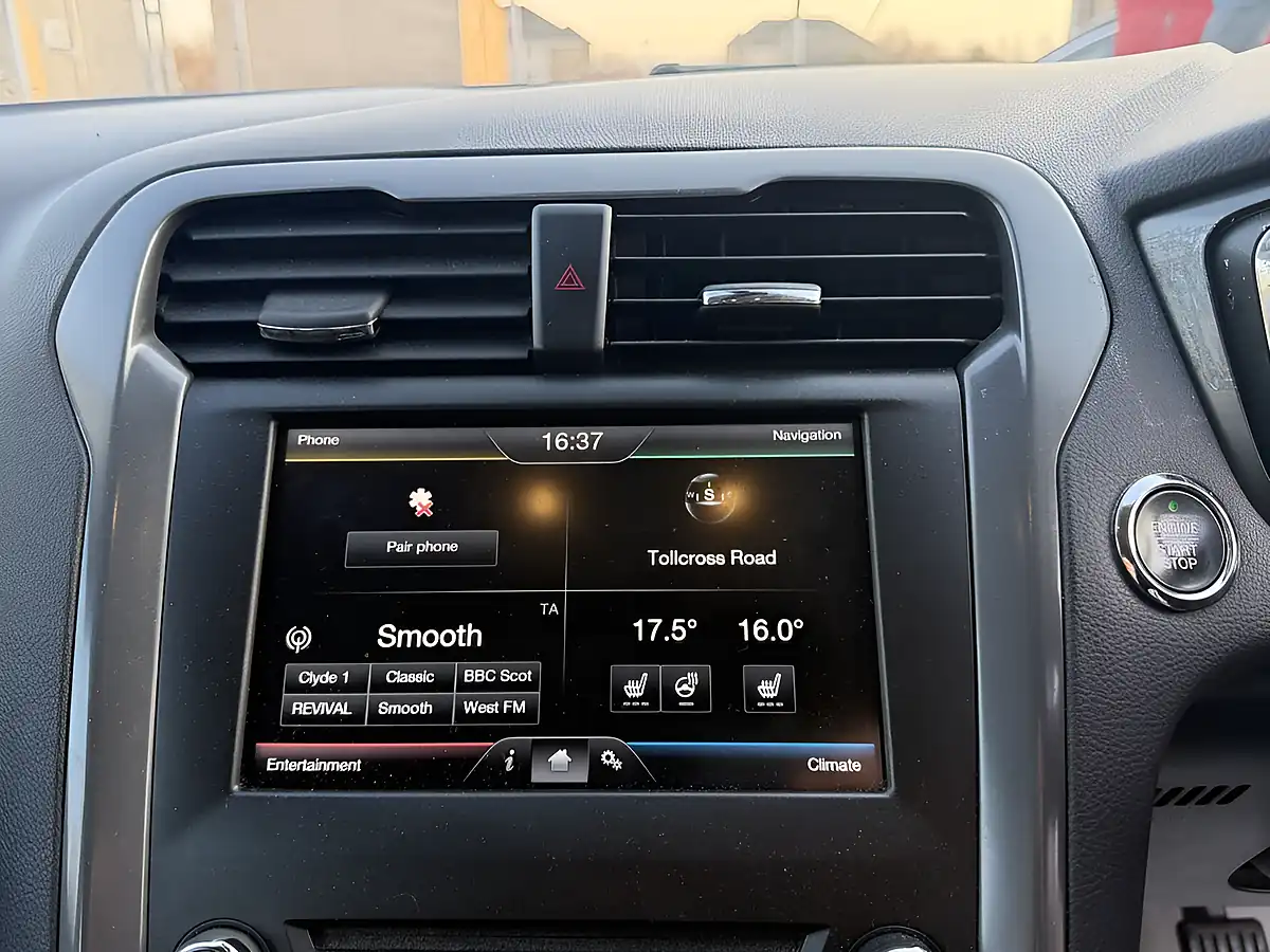 Used 2015 Ford Mondeo Titanium Moondust Silver - Interior and Exterior details 20