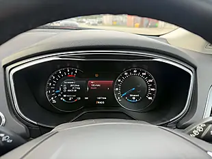 Used 2015 Ford Mondeo Titanium Red - Interior and Exterior details 15