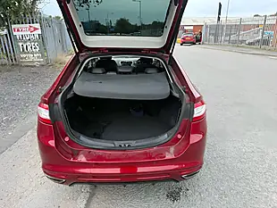 Used 2015 Ford Mondeo Titanium Red - Interior and Exterior details 4