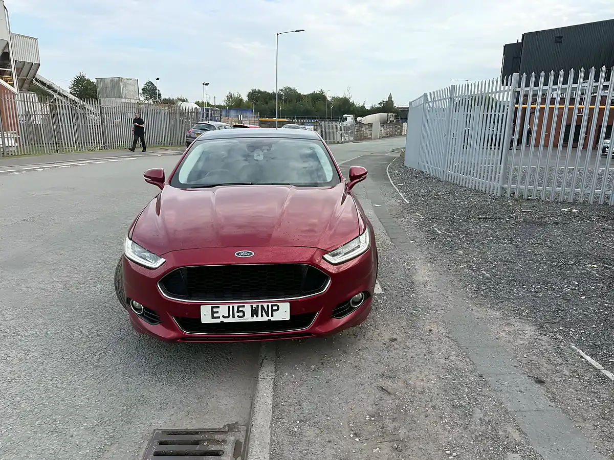 Used 2015 Ford Mondeo Titanium Red - Interior and Exterior details 6