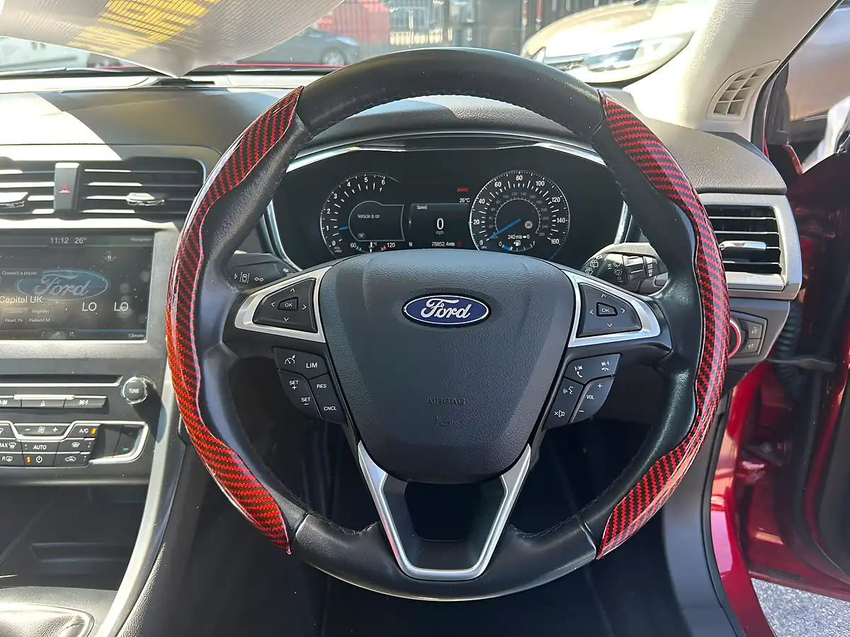 Used 2015 Ford Mondeo Titanium Red - Interior and Exterior details 11