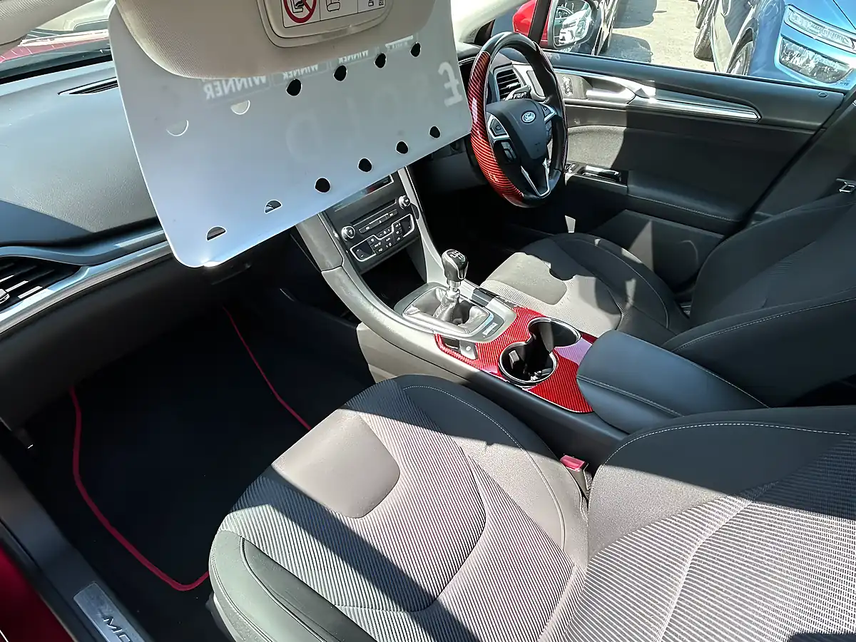 Used 2015 Ford Mondeo Titanium Red - Interior and Exterior details 13