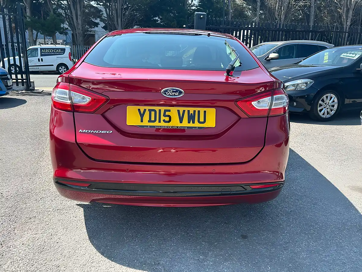 Used 2015 Ford Mondeo Titanium Red - Interior and Exterior details 5