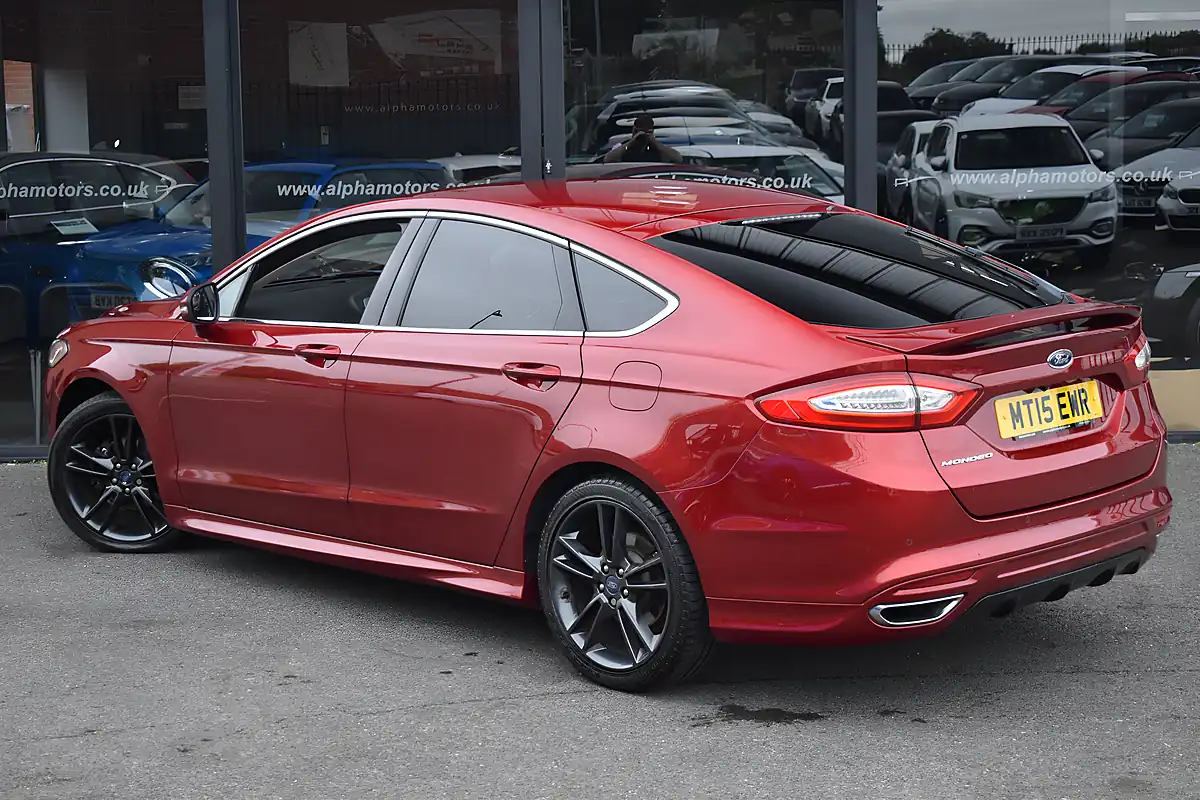 Used 2015 Ford Mondeo Titanium Ruby Red - Interior and Exterior details 2