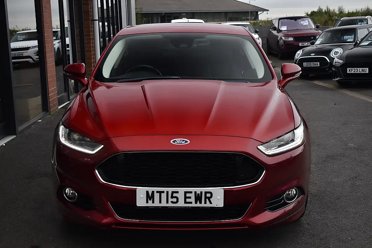 Used 2015 Ford Mondeo Titanium Ruby Red - Interior and Exterior details 3