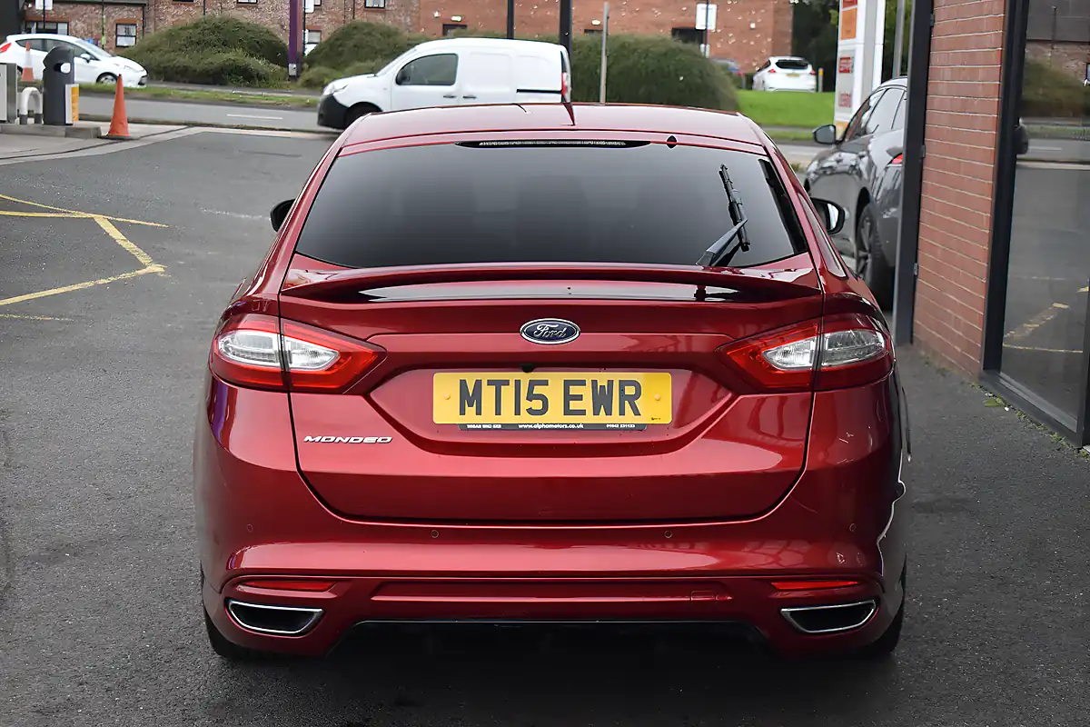 Used 2015 Ford Mondeo Titanium Ruby Red - Interior and Exterior details 6
