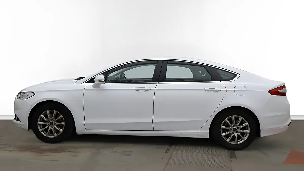 Used 2015 Ford Mondeo Titanium White - Interior and Exterior details 6