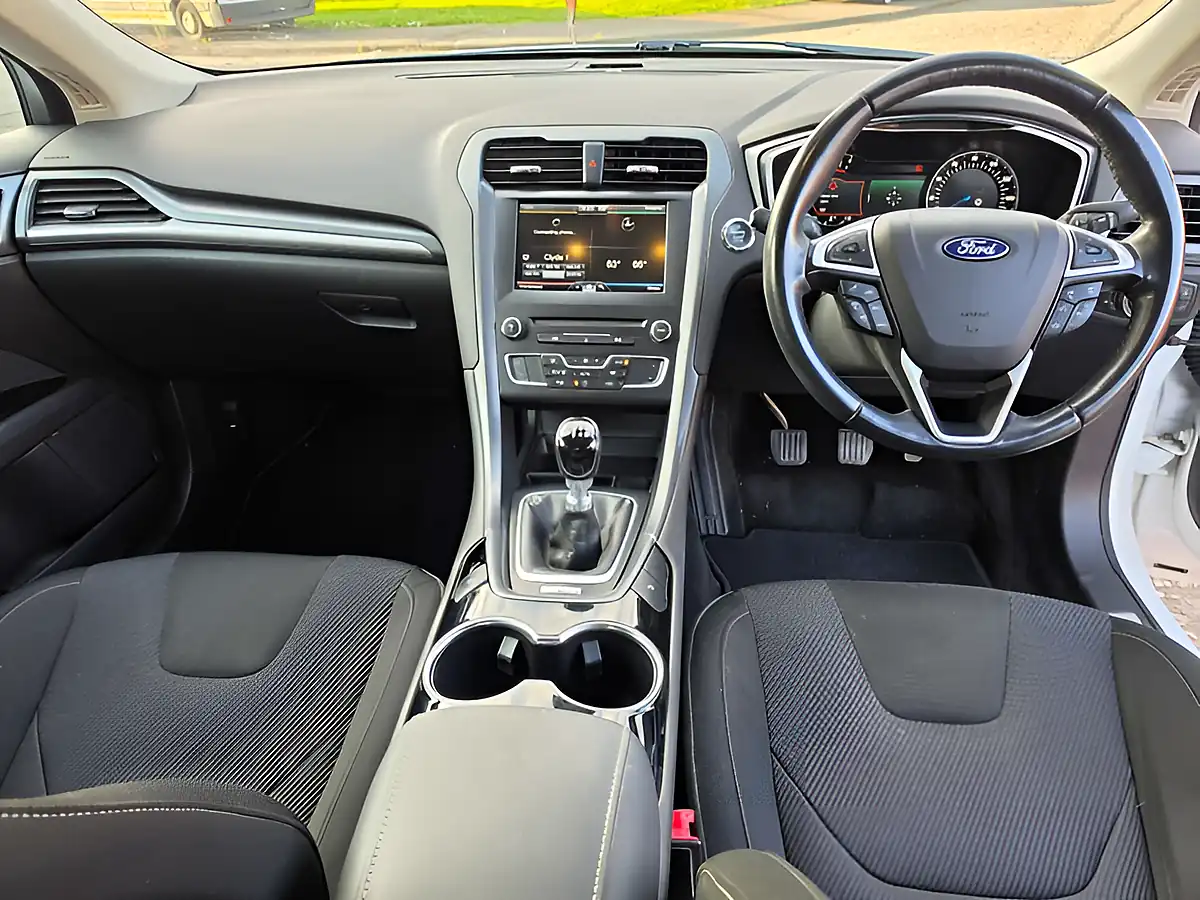 Used 2015 Ford Mondeo Titanium White - Interior and Exterior details 18