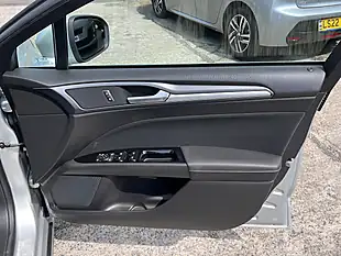 Used 2015 Ford Mondeo Zetec Moondust Silver Met - Interior and Exterior details 16