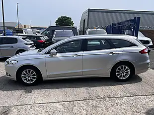 Used 2015 Ford Mondeo Zetec Moondust Silver Met - Interior and Exterior details 9