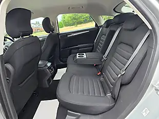Used 2015 Ford Mondeo Zetec Silver - Interior and Exterior details 10