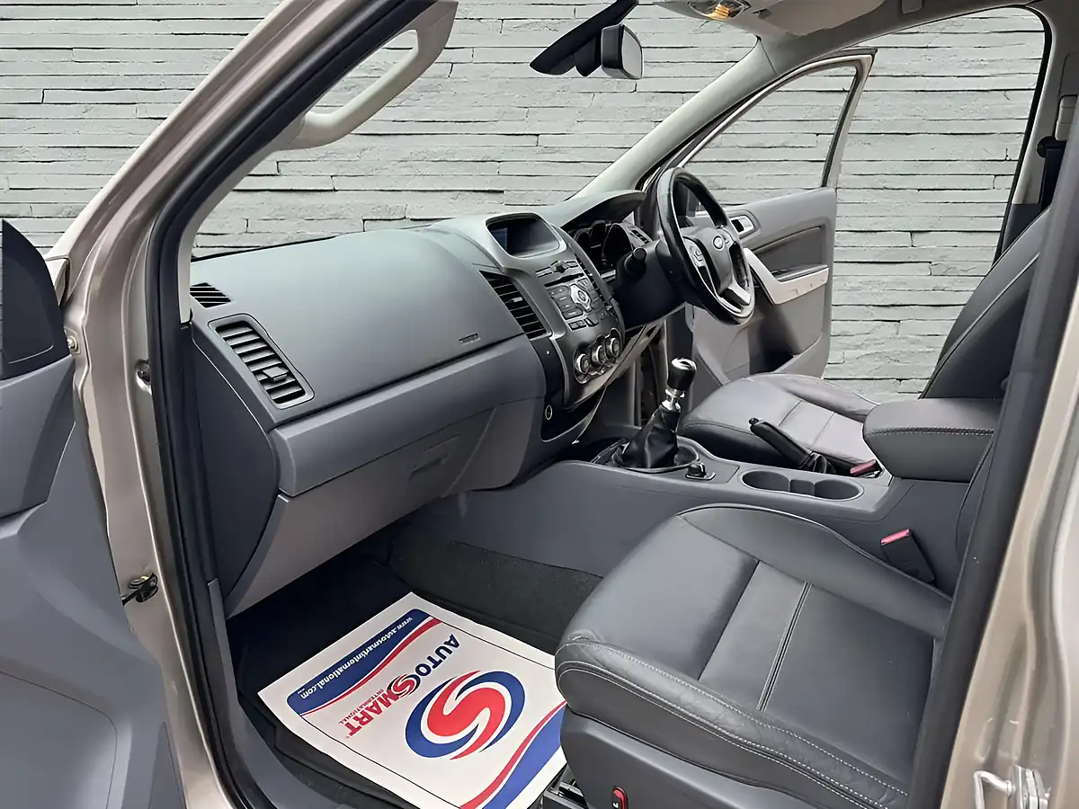 Used 2015 Ford Ranger Limited Silver - Interior and Exterior details 15