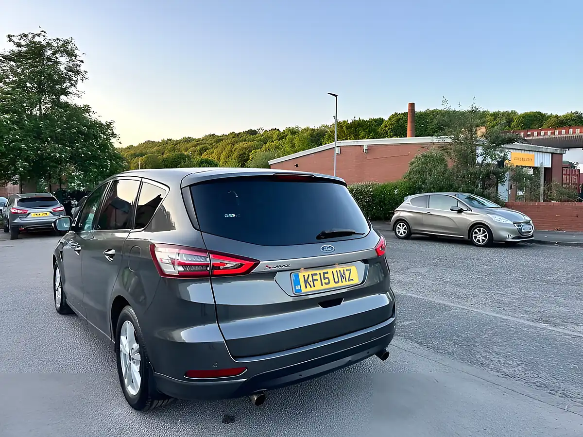 Used 2015 Ford S-Max Titanium Grey - Interior and Exterior details 8