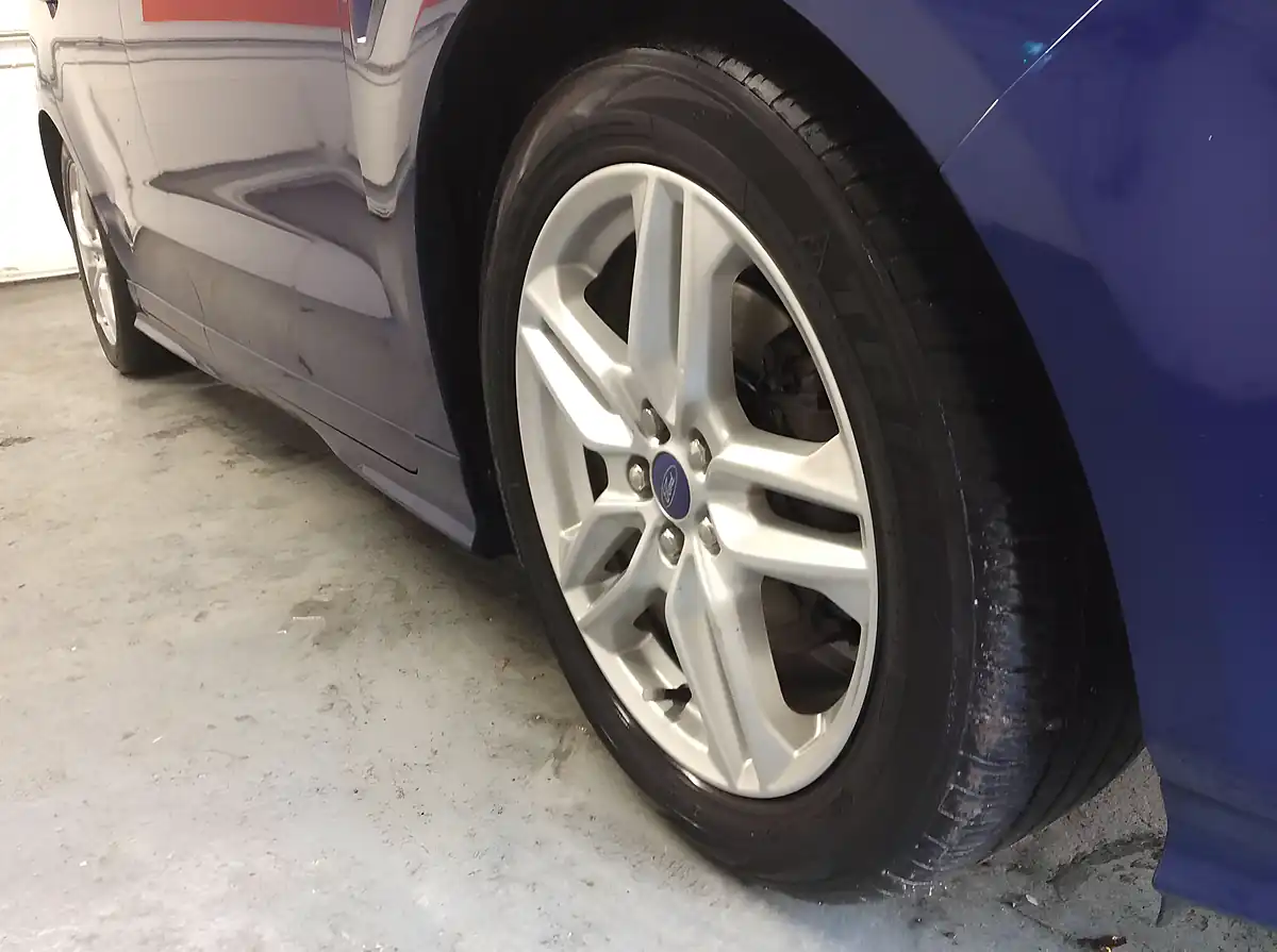 Used 2015 Ford S-Max Titanium Sport Blue - Interior and Exterior details 14