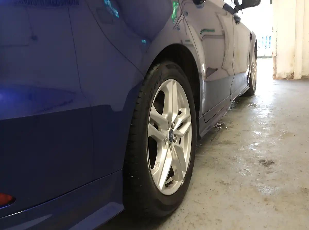 Used 2015 Ford S-Max Titanium Sport Blue - Interior and Exterior details 15