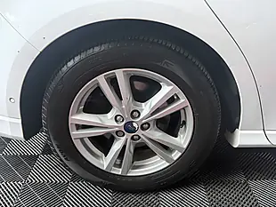 Used 2015 Ford S-Max Titanium White - Interior and Exterior details 11