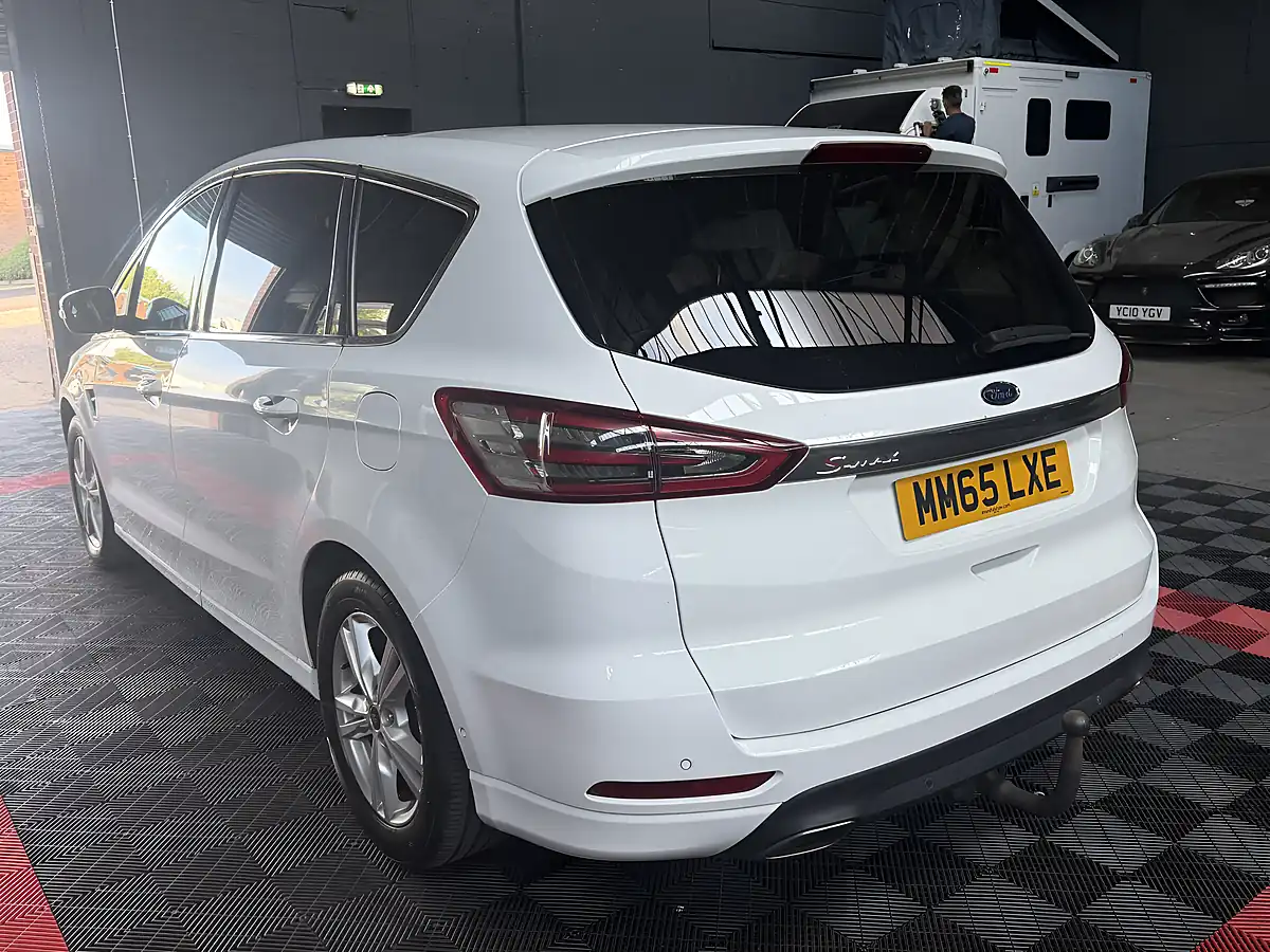 Used 2015 Ford S-Max Titanium White - Interior and Exterior details 6